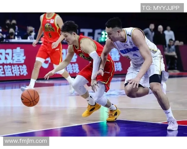 吉林东北虎与八一火箭激战正酣谁能在赛场上笑到最后